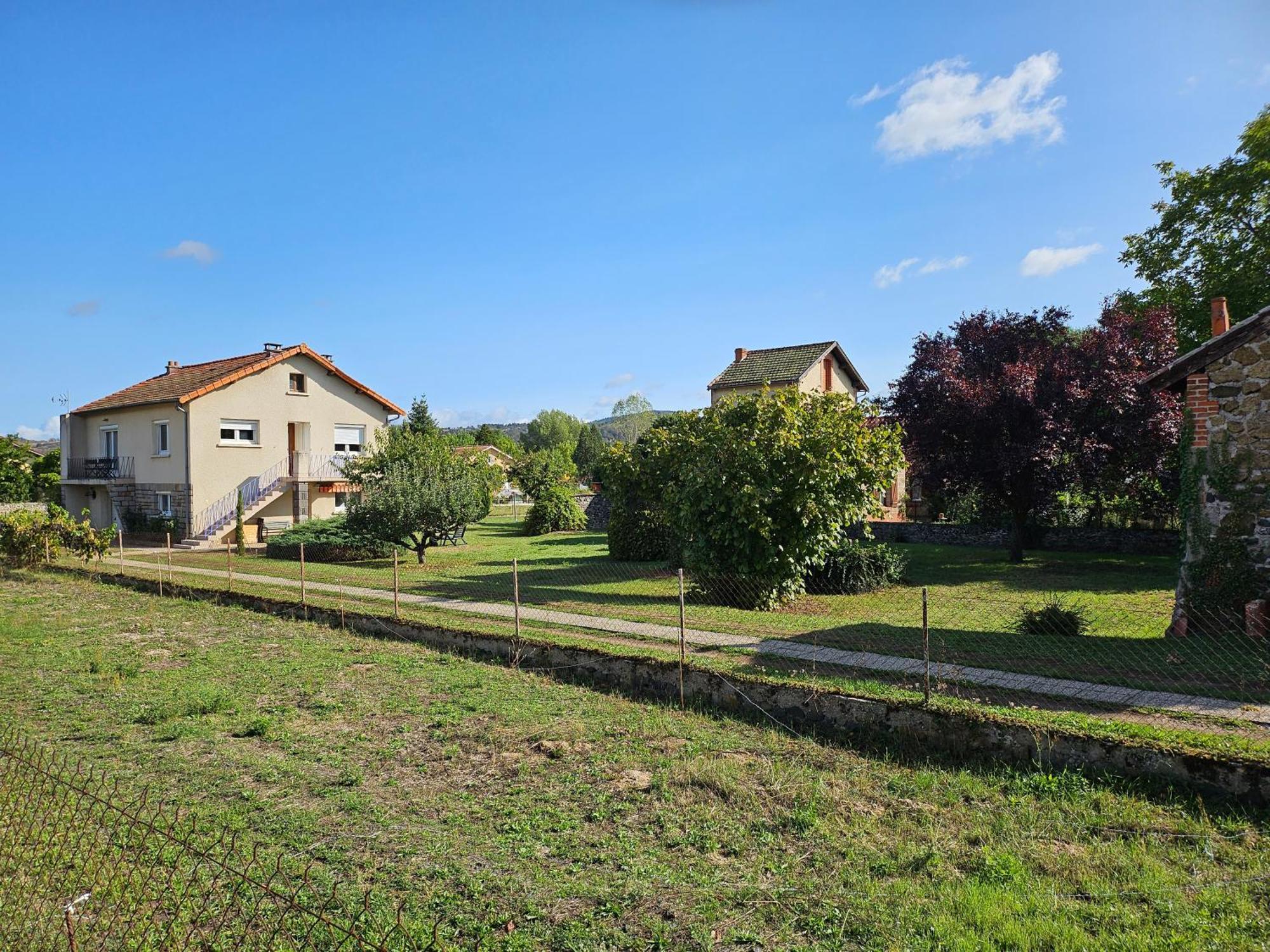 La Bourzede Apartman Langeac Kültér fotó